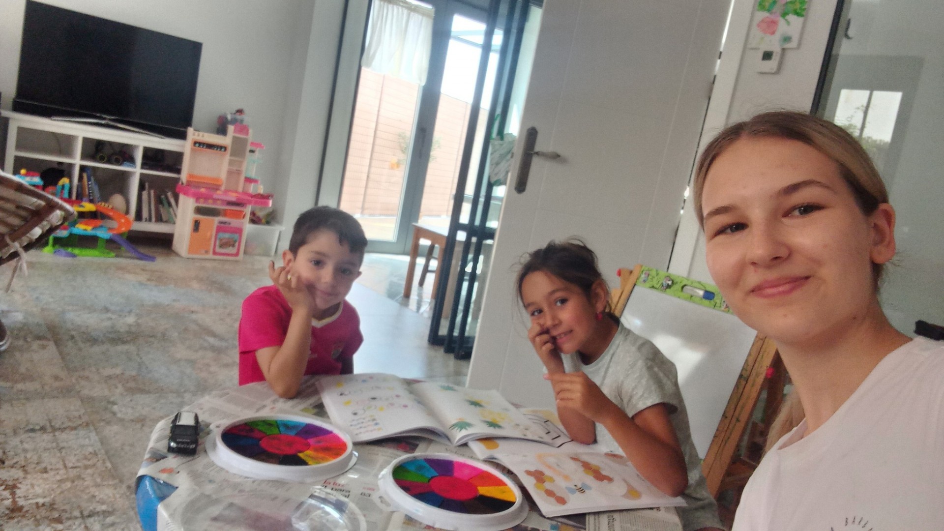 Zsófi summer au pair programja Spanyolországban_játék a gyerekekkel